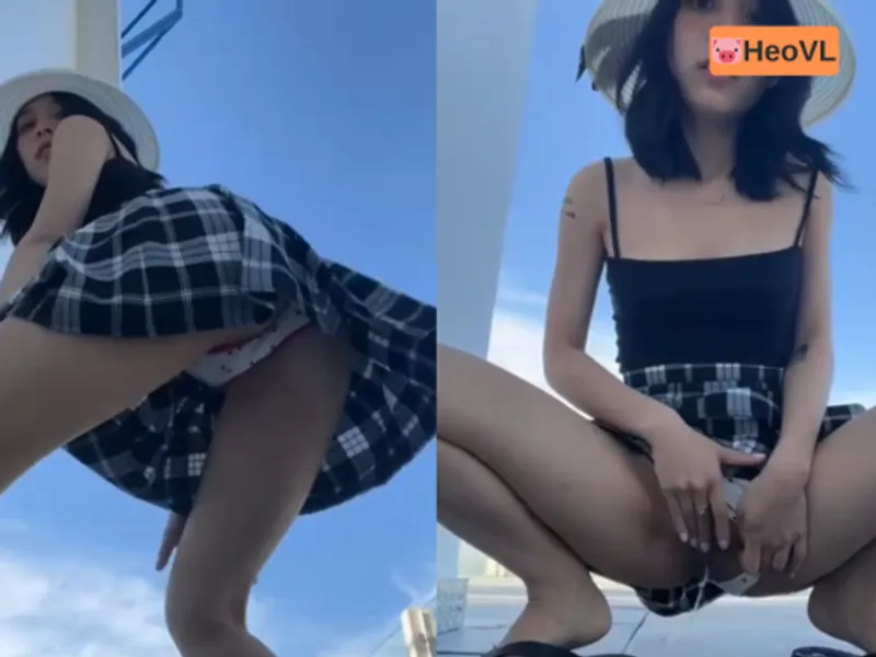 Bạn gái dâm đi du lịch nhưng cũng không quên quay clip show chuối cho fans xem